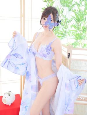 Shizuku Tsukinoの写メ日記｜エレガント 川崎高級店ソープ